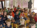 Spisovatel a písničkář Jiří Dědeček navštívil Svobodnou základní školu v Jablonci nad Nisou