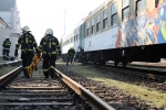 Nácvik záchrany osob z hořícího vlaku libereckých hasičů