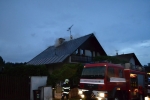 Požár rodinného domu v Jablonci nad Nisou - Mšeně, který způsobil blesk