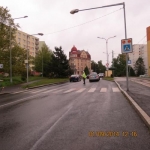 Nehoda v Jablonci nad Nisou v ulici Liberecká, při které byla na přechodu sražena dívka