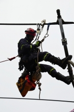 Cvičení krajských hasičů na lanové dráze Pláně směrem ke Světlé pod Ještědem