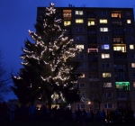 Ve Mšeně rozsvítili vlastní vánočního strom