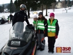 Děti ze ZŠ v Janově nad Nisou si vyzkoušely policejní práci.