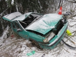 Nehoda na zasněžené silnici v Tanvaldě