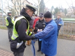 Policisté předávali předměty s reflexními prvky - Liberec