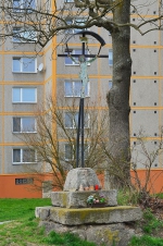 Křížek ve Vysoké ulici v Jablonci před