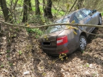 Nehoda v Dalešicích, po které řidička sjela s autem do příkopu