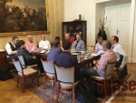 Setkání starostů, místostarostů a zastupitelů obcí Tanvald, Desná, Smržovka a Velké Hamry v senátu
