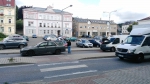 Střet dvou aut na smržovském náměstí