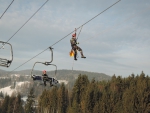 Výcvik jabloneckých hasičských lezců v lyžařském areálu Tanvaldský Špičák