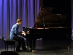 Koncert klavíristy Tomana Wagnera v jabloneckém divadle