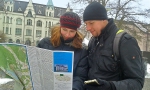 Turisté s novou mapou Jablonce nad Nisou