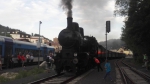Parní vlak na nádraží v Tanvaldě a při průjezdu Plavy a Velkými Hamry