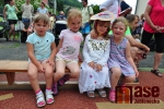 Zahradní Knoflíková slavnost mateřské školy Tanvald Wolkerova