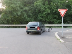 Střet cyklisty s autem v prostoru jablonecké křižovatky ulic U Přehrady a Smetanova