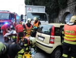 Střet osobního automobilu s nákladním v jablonecké ulici Skřivánčí