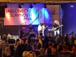 Argentinská kapela Demian Band na Jabloneckách pivních slavnosteh 2017