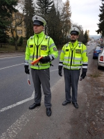 Dopravně preventivní akce, při které řidiči od policistů dostávali reflexní vesty pro spolujezdce