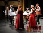Předvánoční koncert Musica Bohemica a Iuventus, Gaude! v jabloneckém divadle