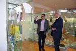 Ministr kultury Ilja Šmíd v Muzeu skla a bižuterie v Jablonci nad Nisou