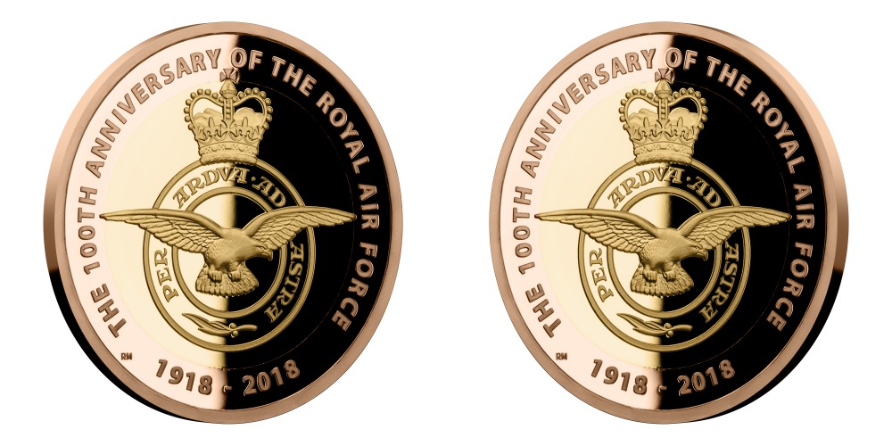 Sada zlatých a stříbrných mincí ke stoletému výročí Královského letectva Velké Británie - RAF<br />Autor: Archiv Česká mincovna