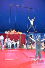 Příprava tanvaldských dětí na vystoupení v cirkuse Happy Kids