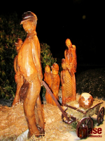 Dřevěný betlém na Skřivánčí stezce v Jablonci