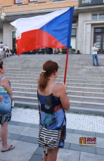 Demonstrace Milion chvilek pro demokracii 11. června v Jablonci