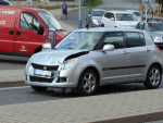 Dopravní nehoda na Smržovce, při které byla sražena žena s dítětem v kočárku