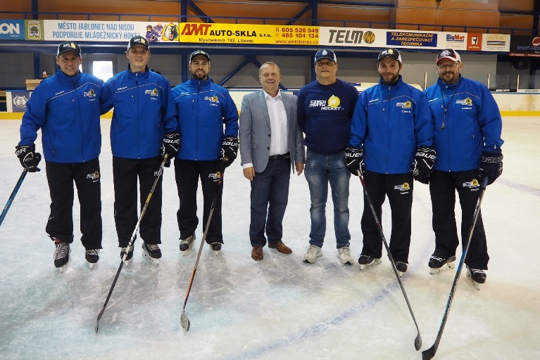 Slavnostní zakončení 5. ročníku letní hokejové školy v Jablonci nad Nisou