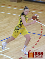 Utkání první ligy basketbalistek Bižuterie Jablonec - Sokol Pečky