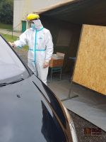 Volby na stanovišti drive-in v Jablonci nad Nisou