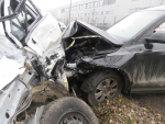 Střet dvou aut v jablonecké ulici Československé armády