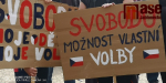 Demonstrace v Liberci za svobodu a návrat dětí do škol