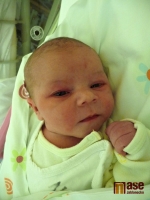 Maminka Martina Šenková porodila malou Aničku Šenkovou poslední květnový den v nočních hodinách.