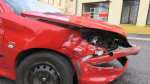 Srážka dvou aut v prostoru jablonecké křižovatky ulic Mánesova a Saskova