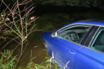Nehoda osobního auta v katastru obce Josefův Důl - Karlov