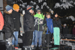 Vánoční zpívání na schodech tanvaldské sportovky 2022