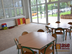 Žáci soukromé Svobodné základní školy usednou v pondělí 1. září do zbrusu nových lavic, v nových prostorách školy, kterou přestavěla společnost Jablotron.