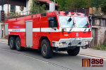 Zásah hasičů při požáru v bývalém penzionu v Tanvaldě