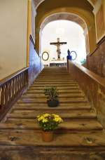 Na schody v kostele na Krásné přispěje kraj. Zapojit se může každý