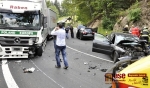 V Lučanech narazil osobák do kamionu