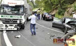 V Lučanech narazil osobák do kamionu