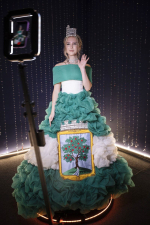 Ples města Jablonec nad Nisou - Třpytivých 160