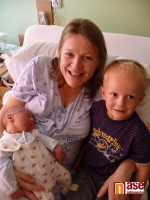Míša Ságl se svojí maminkou a bráškou. Narodil se 5. července 2011 večer.
