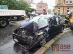 Obrazem: Po střetu s náklaďákem odvezli vážně zraněné dítě do Prahy