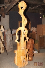 Dřevěné sochy ve Františkově n.J.